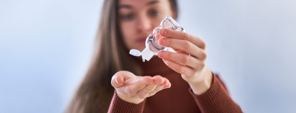 Влияние антисептиков на кожу: стоит ли пользоваться при псориазе и атопическом дерматите?