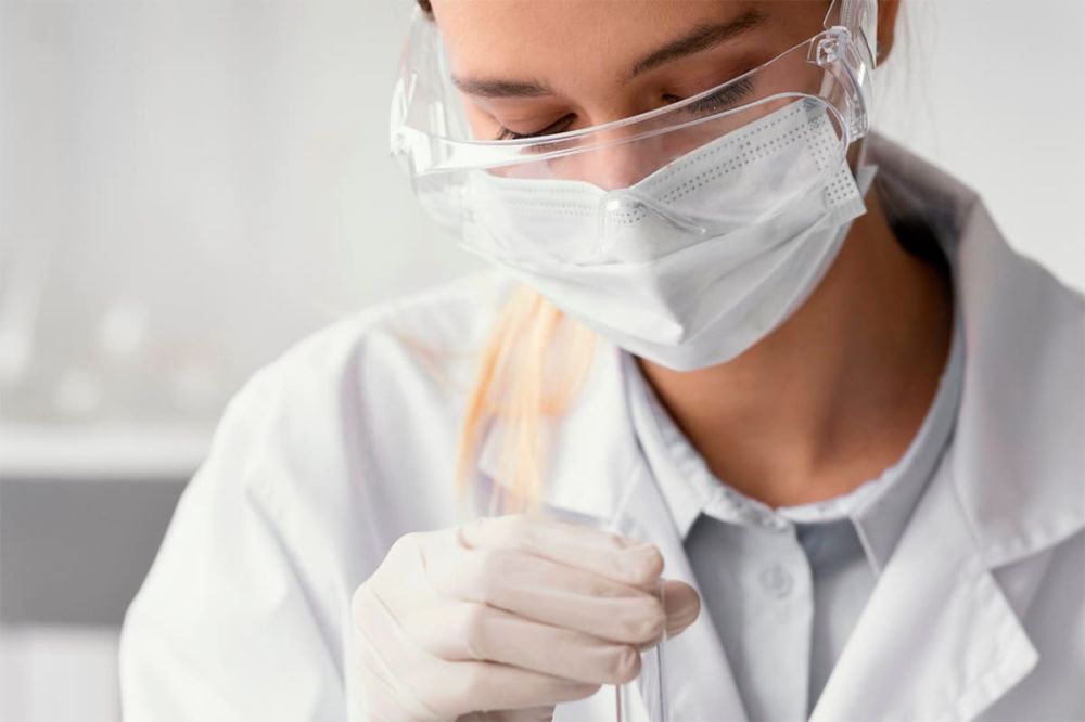 От фотона к градиенту: механика работы бактериородопсина